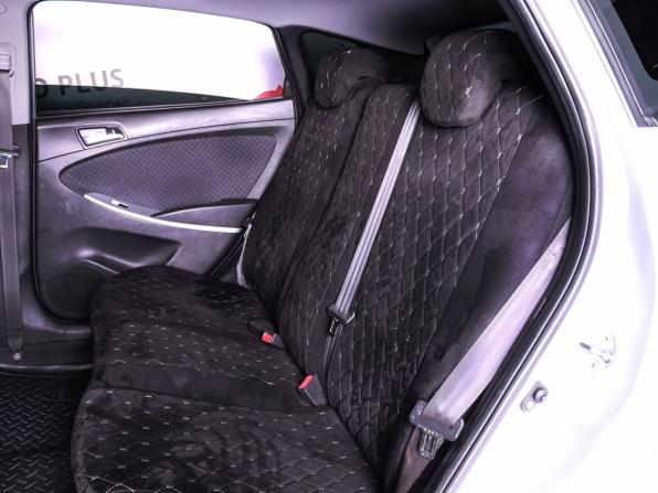 Hyundai Solaris I с пробегом 2012 года, цена 849 000 рублей, 221000 км, хэтчбек, Автокод Объявления