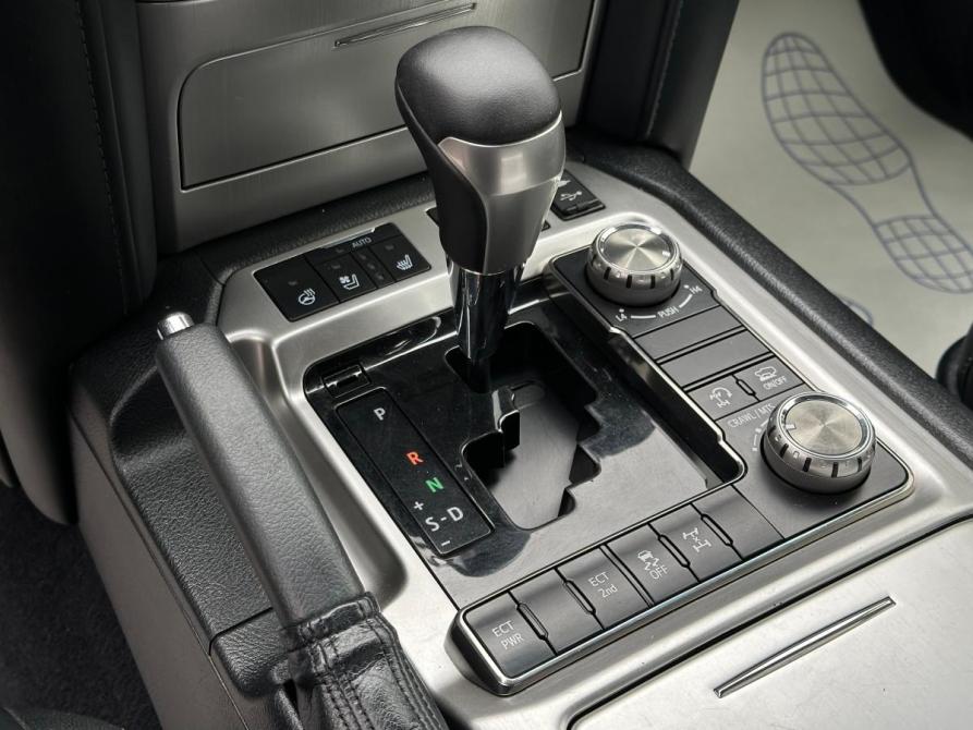 Toyota Land Cruiser 200 Series Рестайлинг 2 Пермь  - изображение 14