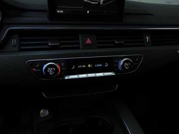 Audi A4 V (B9) с пробегом 2016 года, цена 2 898 000 рублей, 101060 км, седан, Автокод Объявления