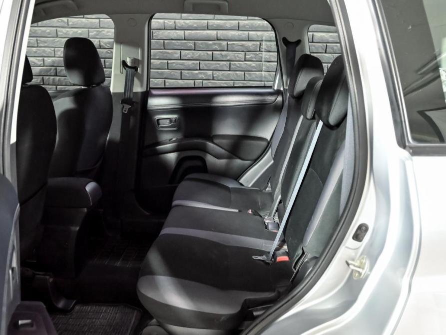 Mitsubishi Outlander II Рестайлинг Екатеринбург  - изображение 16