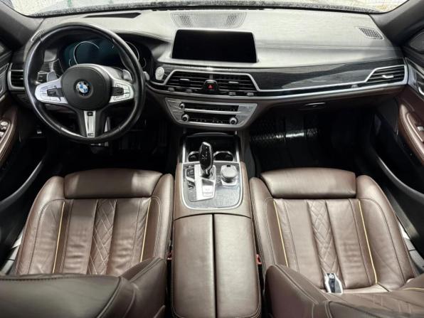 BMW 7 серии VI (G11/G12) с пробегом 2018 года, цена 4 250 000 рублей, 160291 км, седан, Автокод Объявления