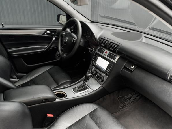 Mercedes-Benz C-Класс II (W203) Рестайлинг с пробегом 2005 года, цена 740 000 рублей, 327354 км, седан, Автокод Объявления