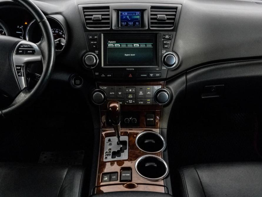 Toyota Highlander II (XU40) Рестайлинг Санкт-Петербург  - изображение 15