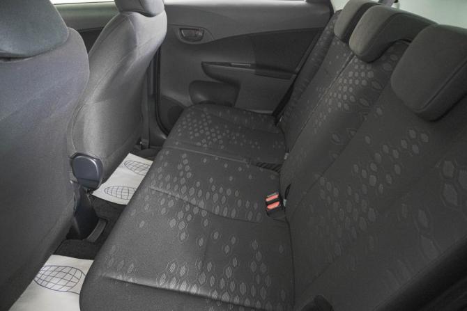 Toyota Ractis II с пробегом 2014 года, цена 899 000 рублей, 121600 км, хэтчбек, Автокод Объявления