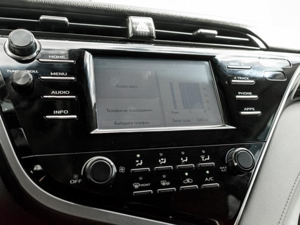 Toyota Camry VIII (XV70) с пробегом 2018 года, цена 2 450 000 рублей, 117753 км, седан, Автокод Объявления