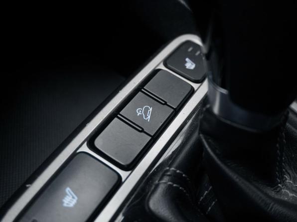 Hyundai Creta I с пробегом 2017 года, цена 1 599 000 рублей, 125991 км, внедорожник, Автокод Объявления