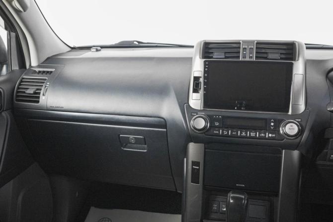Toyota Land Cruiser Prado 150 Series с пробегом 2010 года, цена 3 179 000 рублей, 135000 км, внедорожник, Автокод Объявления