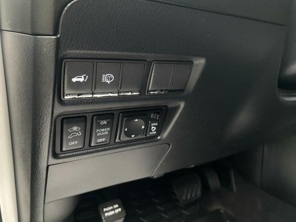 Nissan Patrol VI (Y62) с пробегом 2011 года, цена 2 039 000 рублей, 229800 км, внедорожник, Автокод Объявления