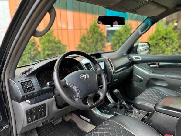 Toyota Land Cruiser Prado 120 Series Рестайлинг с пробегом 2008 года, цена 1 650 000 рублей, 220315 км, внедорожник, Автокод Объявления