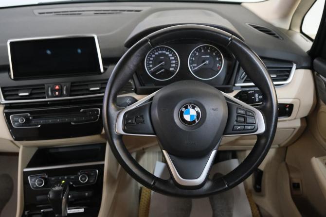 BMW 2 серии Active Tourer F45 с пробегом 2016 года, цена 1 629 000 рублей, 104000 км, компактвэн, Автокод Объявления
