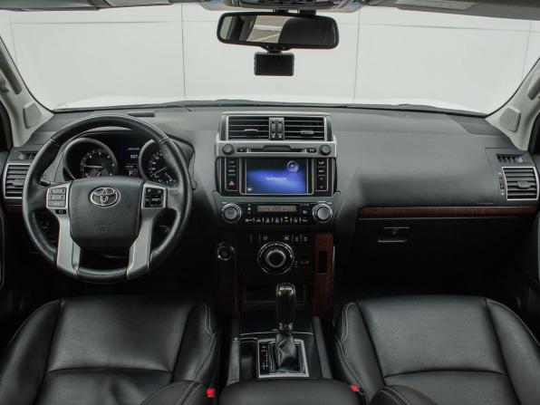 Toyota Land Cruiser Prado 150 Series Рестайлинг 2 с пробегом 2017 года, цена 4 900 000 рублей, 92229 км, внедорожник, Автокод Объявления