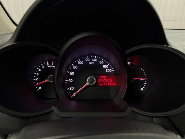 Kia Picanto II с пробегом 2013 года, цена 927 000 рублей, 111067 км, хэтчбек, Автокод Объявления