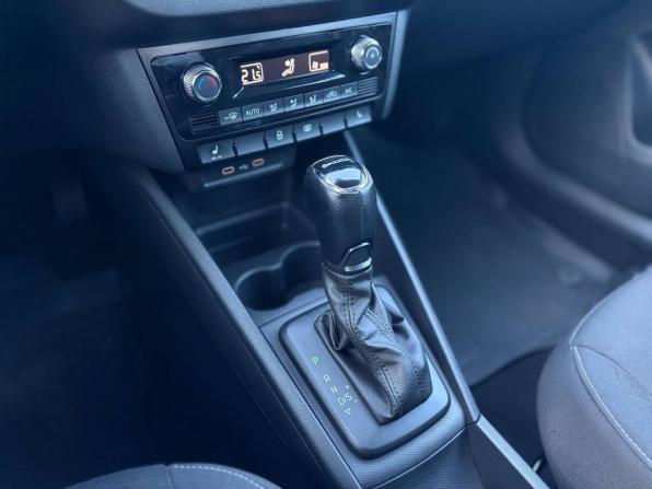 Skoda Rapid II с пробегом 2021 года, цена 1 765 000 рублей, 77274 км, лифтбек, Автокод Объявления