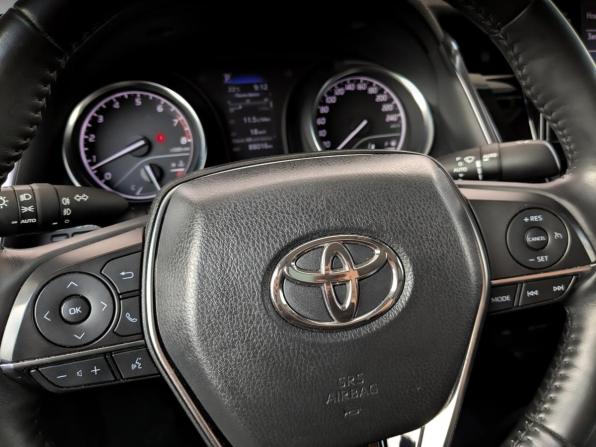 Toyota Camry VIII (XV70) Рестайлинг с пробегом 2021 года, цена 3 330 000 рублей, 88016 км, седан, Автокод Объявления