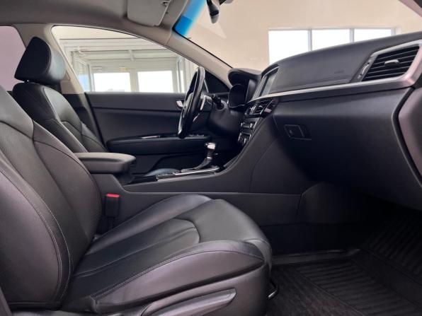 Kia Optima IV Рестайлинг с пробегом 2019 года, цена 2 109 000 рублей, 119139 км, седан, Автокод Объявления