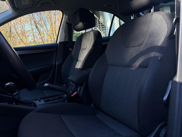 Skoda Octavia III (A7) Рестайлинг с пробегом 2018 года, цена 2 240 000 рублей, 80391 км, лифтбек, Автокод Объявления