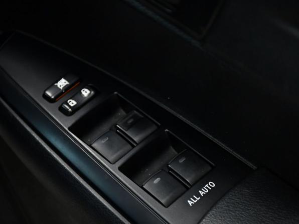 Toyota Corolla XI (E160 E170 E180) Рестайлинг 1 с пробегом 2016 года, цена 1 375 000 рублей, 150251 км, универсал, Автокод Объявления
