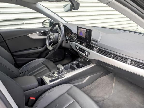 Audi A4 V (B9) Рестайлинг с пробегом 2020 года, цена 3 185 000 рублей, 48016 км, седан, Автокод Объявления