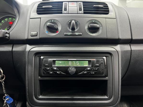 Skoda Fabia II Рестайлинг с пробегом 2011 года, цена 650 000 рублей, 83369 км, хэтчбек, Автокод Объявления