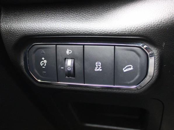 Haval Jolion I Рестайлинг с пробегом 2024 года, цена 2 159 000 рублей, 46820 км, внедорожник, Автокод Объявления