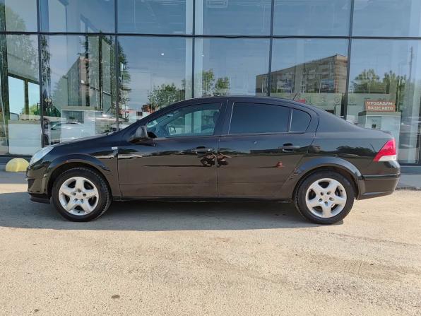 Opel Astra H Рестайлинг с пробегом 2012 года, цена 465 500 рублей, 147111 км, седан, Автокод Объявления