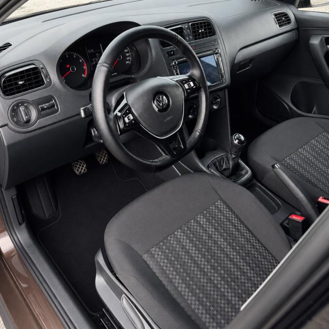 Volkswagen Polo V Рестайлинг Набережные Челны  - изображение 13