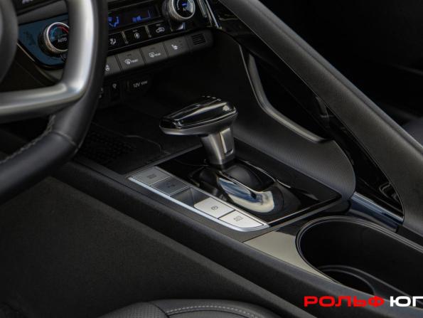 Hyundai Elantra VII (CN7) Рестайлинг с пробегом 2023 года, цена 2 228 000 рублей, 24950 км, седан, Автокод Объявления
