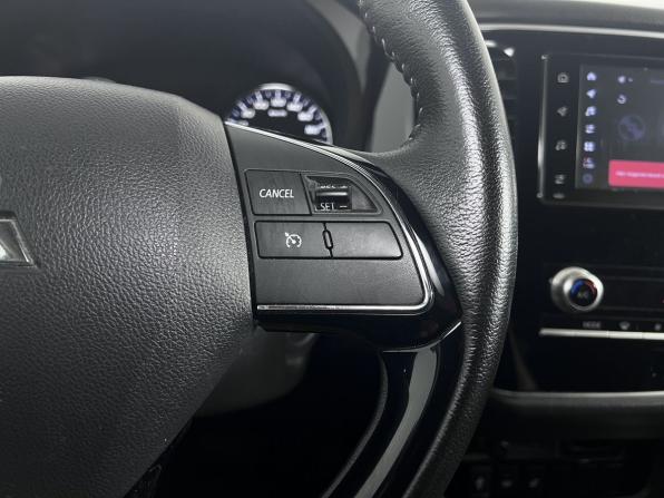 Mitsubishi Outlander III Рестайлинг 3 с пробегом 2020 года, цена 2 100 000 рублей, 142570 км, внедорожник, Автокод Объявления