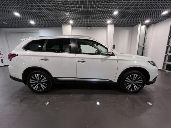 Mitsubishi Outlander III Рестайлинг 3 с пробегом 2020 года, цена 2 710 000 рублей, 112605 км, внедорожник, Автокод Объявления