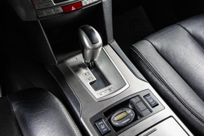 Subaru Legacy V с пробегом 2011 года, цена 1 199 000 рублей, 100500 км, седан, Автокод Объявления