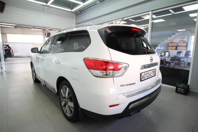 Nissan Pathfinder IV с пробегом 2015 года, цена 1 900 000 рублей, 162090 км, внедорожник, Автокод Объявления