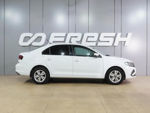 Volkswagen Polo VI с пробегом 2022 года, цена 1 559 000 рублей, 161976 км, лифтбек, Автокод Объявления