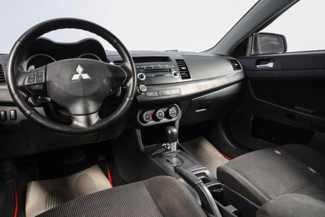 Mitsubishi Lancer X Рестайлинг с пробегом 2011 года, цена 949 000 рублей, 203803 км, седан, Автокод Объявления