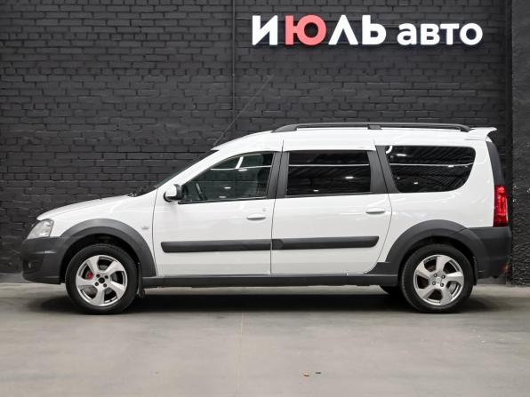 Lada (ВАЗ) Largus I с пробегом 2017 года, цена 700 000 рублей, 310202 км, универсал, Автокод Объявления