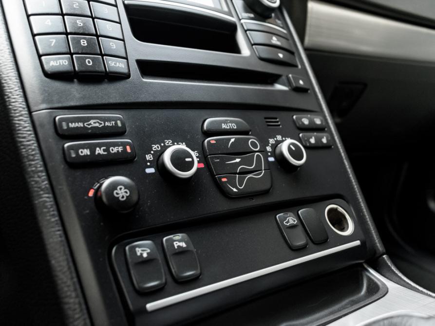 Volvo XC90 I Рестайлинг Екатеринбург  - изображение 21