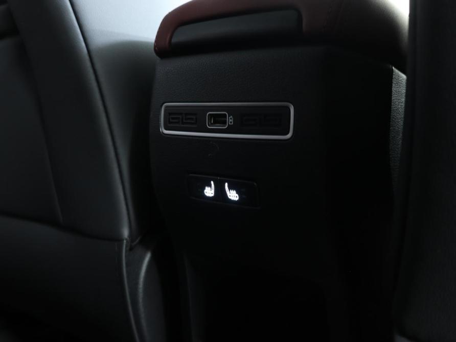 Geely Coolray I Москва  - изображение 21