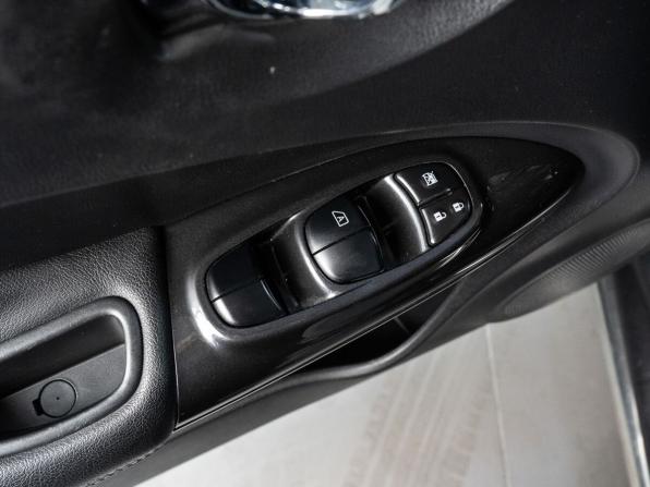 Nissan Juke I Рестайлинг с пробегом 2018 года, цена 1 449 000 рублей, 64886 км, внедорожник, Автокод Объявления