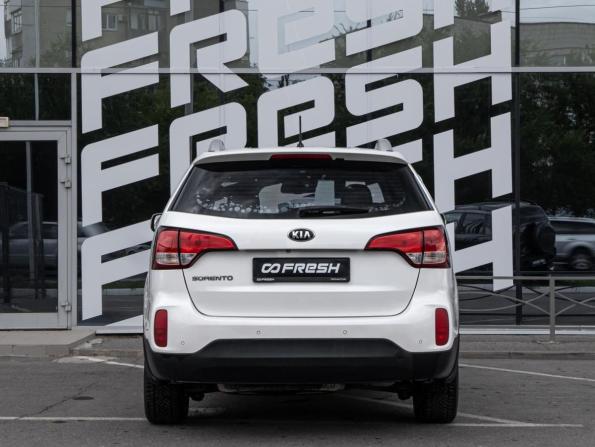Kia Sorento II Рестайлинг с пробегом 2015 года, цена 2 080 000 рублей, 105370 км, внедорожник, Автокод Объявления