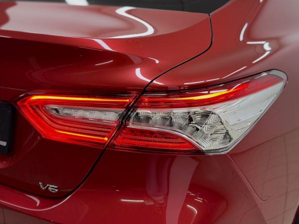 Toyota Camry VIII (XV70) Рестайлинг с пробегом 2021 года, цена 3 690 000 рублей, 61472 км, седан, Автокод Объявления