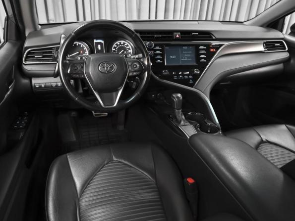 Toyota Camry VIII (XV70) с пробегом 2019 года, цена 2 689 000 рублей, 140100 км, седан, Автокод Объявления