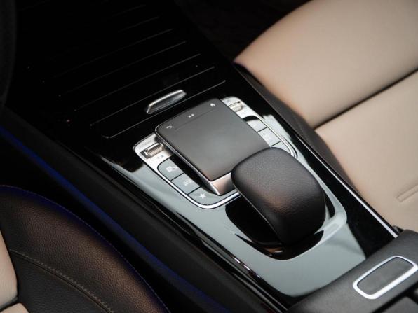 Mercedes-Benz CLA II (C118 X118) с пробегом 2019 года, цена 3 298 999 рублей, 84059 км, седан, Автокод Объявления