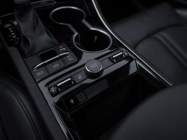 Kia K5 III с пробегом 2020 года, цена 2 940 000 рублей, 77836 км, седан, Автокод Объявления