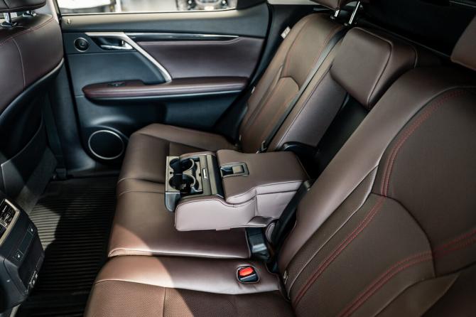 Lexus RX IV Рестайлинг с пробегом 2020 года, цена 5 700 000 рублей, 23673 км, внедорожник, Автокод Объявления
