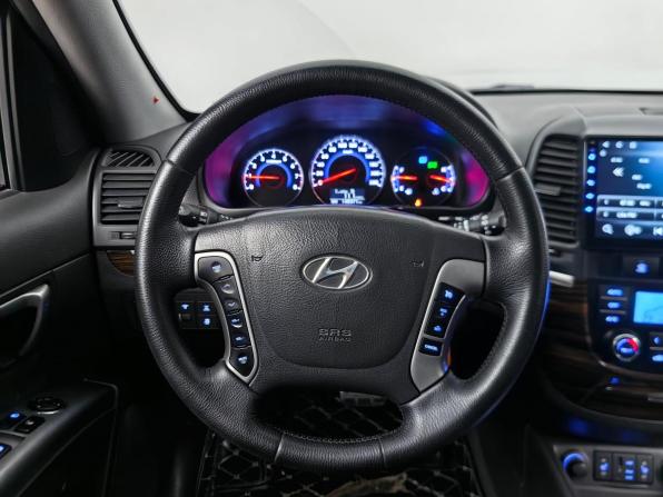 Hyundai Santa Fe II Рестайлинг с пробегом 2010 года, цена 1 059 000 рублей, 140160 км, внедорожник, Автокод Объявления