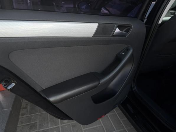Volkswagen Jetta VI с пробегом 2013 года, цена 1 260 000 рублей, 189696 км, седан, Автокод Объявления