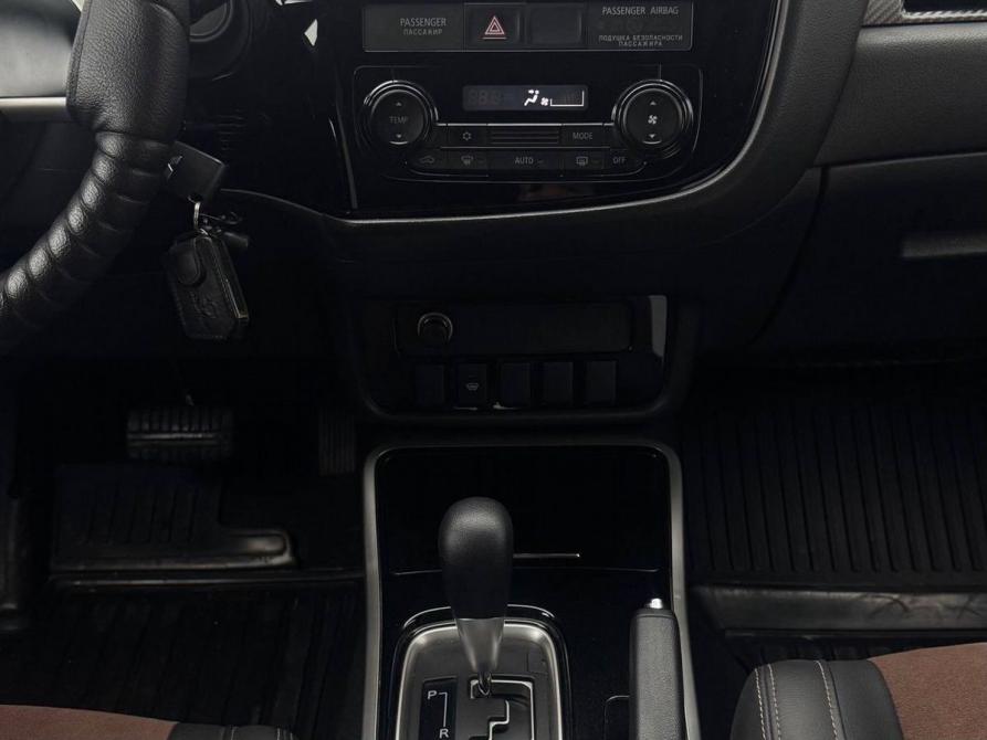 Mitsubishi Outlander III Рестайлинг 2 Саратов  - изображение 11