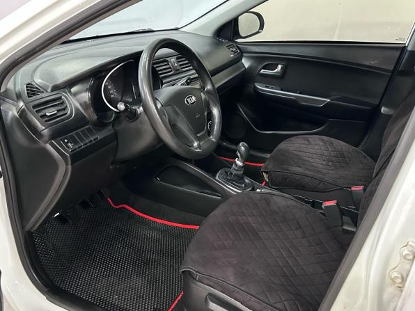 Kia Rio III Рестайлинг с пробегом 2015 года, цена 550 000 рублей, 232274 км, седан, Автокод Объявления