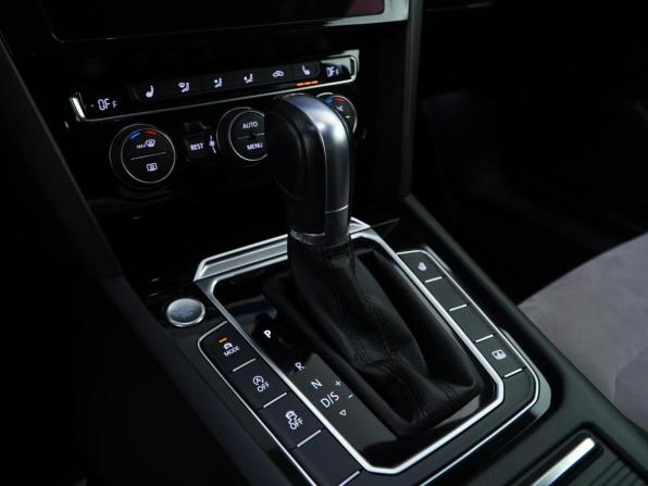 Volkswagen Passat B8 с пробегом 2017 года, цена 2 557 077 рублей, 72638 км, седан, Автокод Объявления