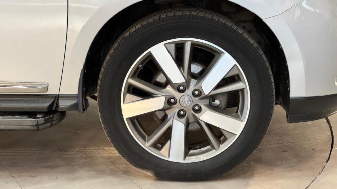 Nissan Pathfinder IV с пробегом 2015 года, цена 1 650 000 рублей, 151034 км, внедорожник, Автокод Объявления