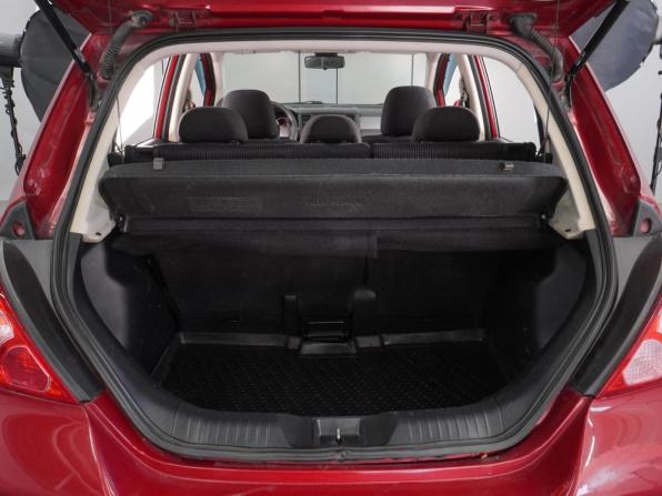 Nissan Tiida I Рестайлинг с пробегом 2011 года, цена 934 000 рублей, 87824 км, хэтчбек, Автокод Объявления